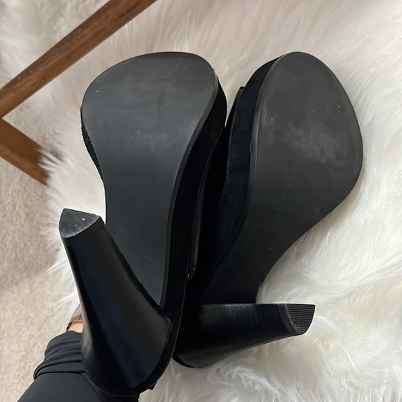 Michael Kors Black Heels - Picture 3 of 4